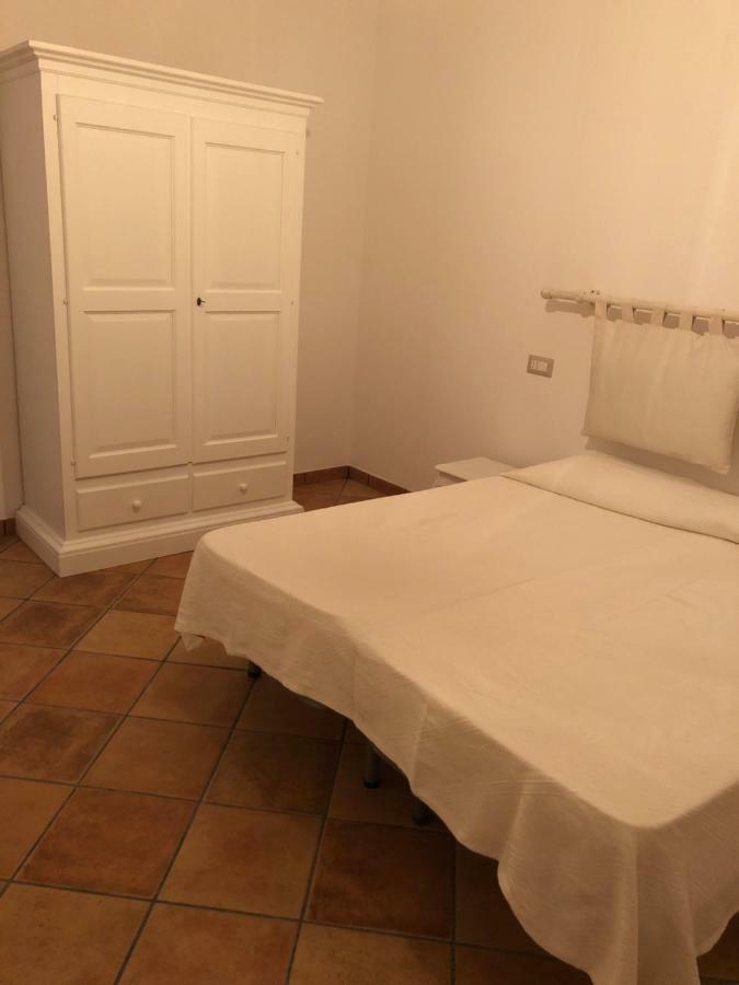 Casa Della Nonna Apartman San Giovanni Suèrgiu Kültér fotó